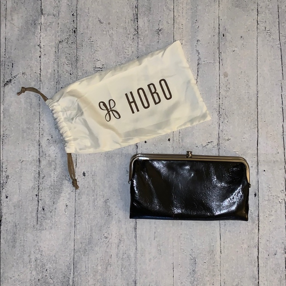new black HOBO wallet ✨